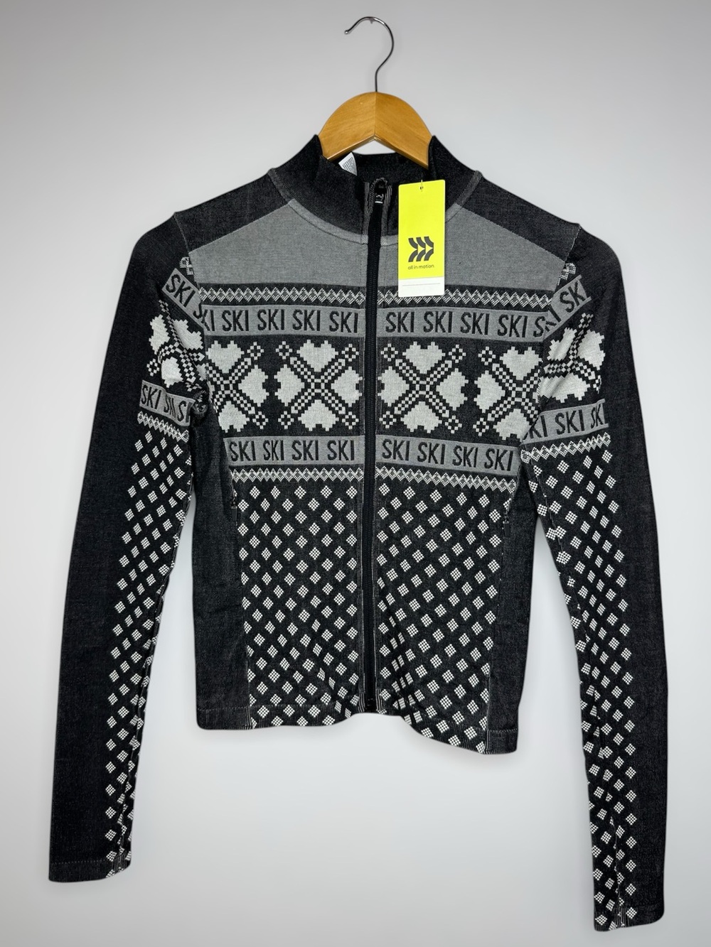 New all in motion Black & Gray Ski Print  Full Zip-Up Sweatshirt Slim Fit Small